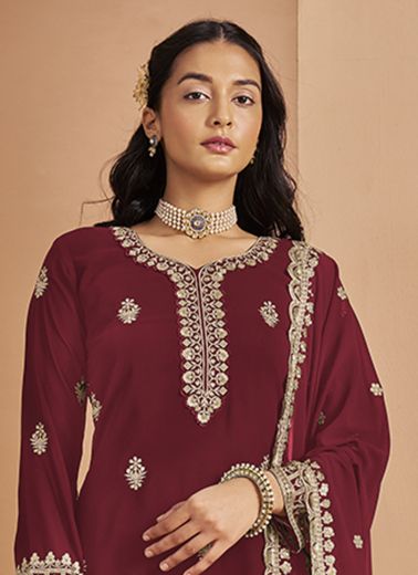 AANAYA 211 - CATALOG # 56242 (SET OF 4 READYMADE SUITS)