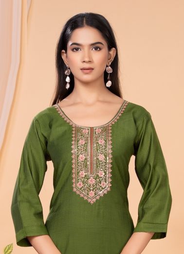 TASVEER - Catalog # 59609 (Set of 6 Readymade Women's Kurtis / Tops) by Brand DEE CEE