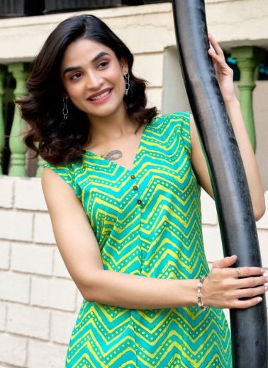 SAFFRON - Catalog # 60032 (Set of 6 Tops With Bottoms) by Brand MITTOO