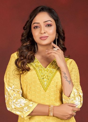 MUSLIN SCHIFFLI CO-ORD SETS R8 - Catalog # 60372 (Set of 4 SIZE-SETS [Tops With Bottoms]) MADE IN INDIA BY DESI MUSE