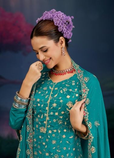 ATHARV - Catalog # 60462 (Set of 4 Semi-Stitched / Un-Stitched Suits) MADE IN INDIA BY FOUR DOTS