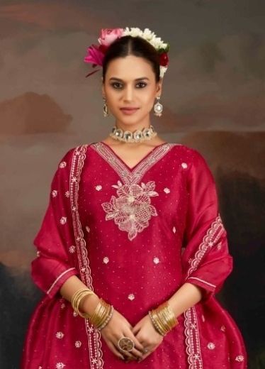 FARZANA - Catalog # 60512 (Set of 4 Semi-Stitched / Un-Stitched Suits) MADE IN INDIA BY KALARANG