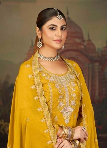 YAMUNA - Catalog # 61081 (Set of 4 Semi-Stitched / Un-Stitched Suits) MADE IN INDIA BY FOUR DOTS