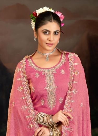 IDHIKA - Catalog # 61104 (Set of 4 Semi-Stitched / Un-Stitched Suits) MADE IN INDIA BY FOUR DOTS