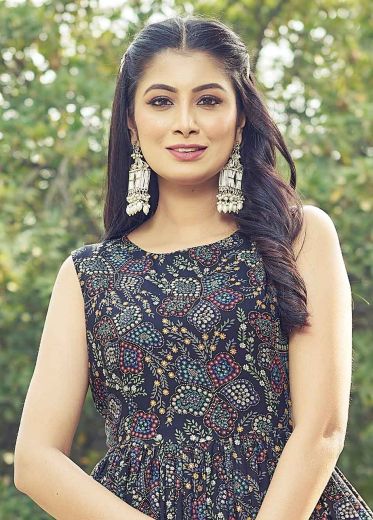 KALAKARNI - Catalog # 61197 (Set of 3 Readymade Women's Kurtis / Tops) MADE IN INDIA BY CHANSI TRENDZ