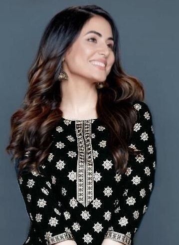 BEAUTIFUL GOLD PRINT - Catalog # 62490 (Set of 5 Tops With Bottoms) by Jagraasa