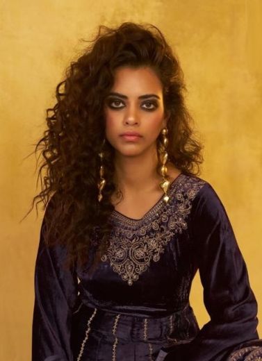 GREY & GOLD - Catalog # 62593 (Set of 6 Semi-Stitched / Un-Stitched Suits) by Aiqa