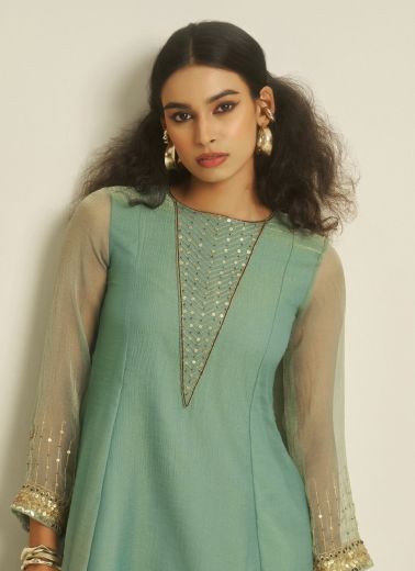 SILHOUETTES OF SERENITY - Catalog # 62714 (Set of 4 Tops With Bottoms) by Desi Muse
