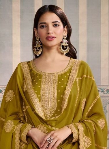 JASLEEN COLOR PLUS - Catalog # 63517 (Set of 4 Semi-Stitched / Un-Stitched Suits) by Vinay Fashion LLP