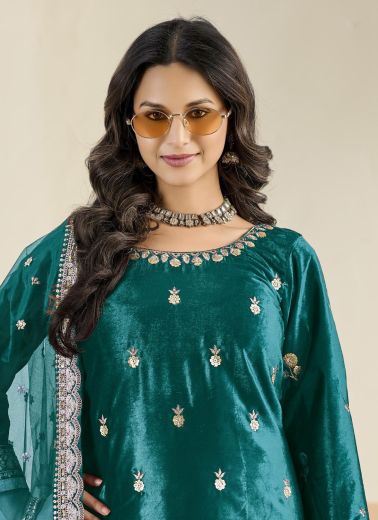 AANAYA 241 - Catalog # 63584 (Set of 4 Semi-Stitched / Un-Stitched Suits) by Amdavadi Fashion