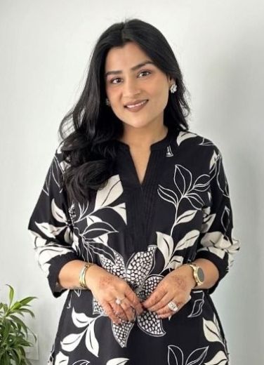 RESORT WEAR CO-ORDS - Catalog # 64005 (Set of 4 SIZE-SETS [Tops With Bottoms]) by Desi Muse