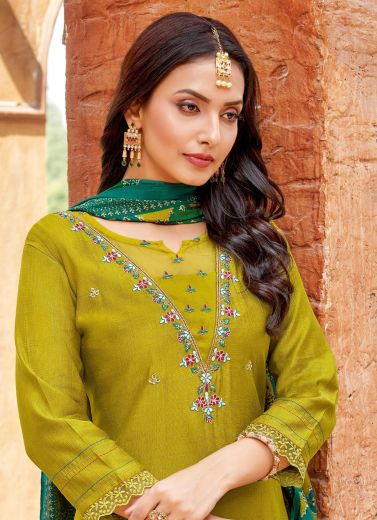 SAHIYAR - Catalog # 64137 (Set of 4 Readymade Salwar Suits)