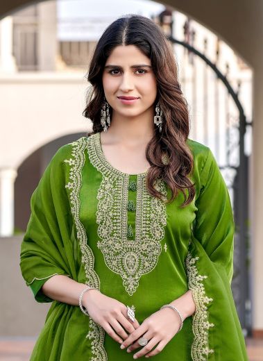 FALAK - Catalog # 64362 (Set of 6 Readymade Salwar Suits)