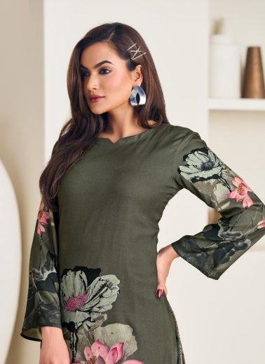 TREASURE 8061 - Catalog # 64660 (Set of 4 Semi-Stitched / Un-Stitched Suits)