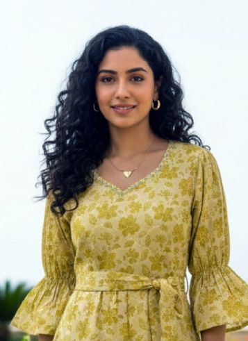 HELINA - Catalog # 65178 (Set of 6 Readymade Women's Kurtis / Tops)