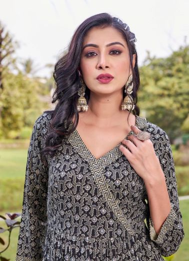 LAKSHMIPUSP - Catalog # 65179 (Set of 4 Tops With Bottoms)