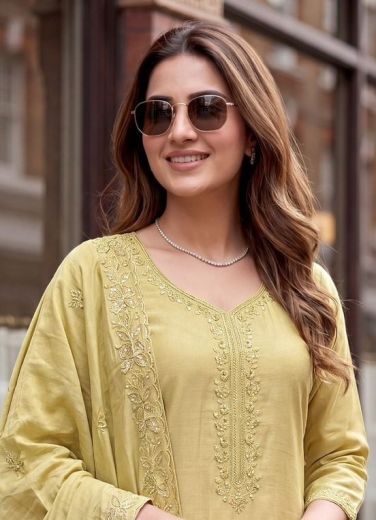 SERIES P27 - Catalog # 65337 (Set of 7 SIZE-SETS [Readymade Salwar Suits])