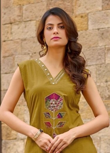 ROSE PETALS - Catalog # 65617 (Set of 6 Tops With Bottoms)