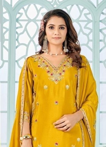 CHARU - Catalog # 65811 (Set of 4 SIZE-SETS [Readymade Salwar Suits])