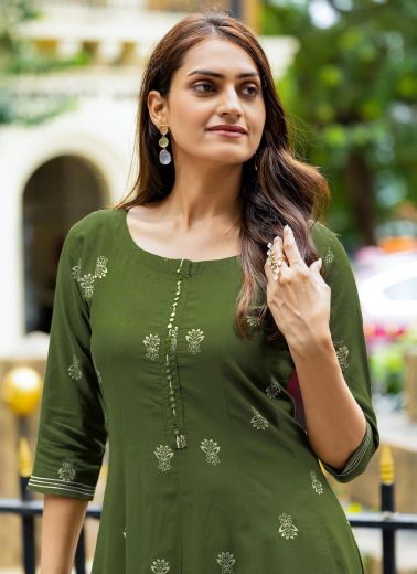 TORAL - Catalog # 66072 (Set of 4 Tops With Bottoms)