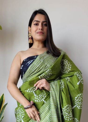 MUL MUL COTTON PRINTS 7 - Catalog # 66242 (Set of 13 Sarees)