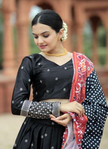 SERIES 7058 - Catalog # 66328 (Set of 2 Semi-Stitched Lehengas)