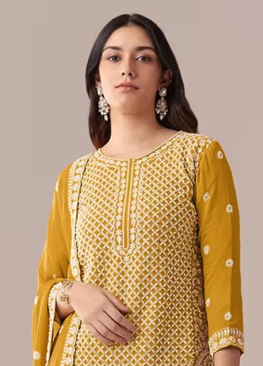 SERIES 3119 - Catalog # 66452 (Set of 4 Semi-Stitched / Un-Stitched Suits)