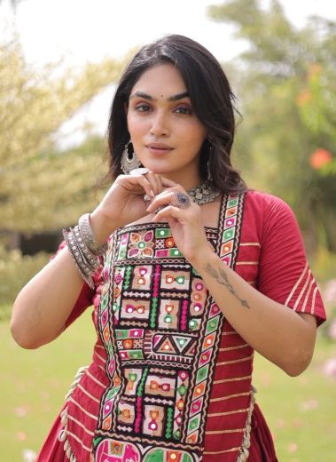 SERIES 5078 - Catalog # 66660 (Set of 4 Readymade Lehengas)