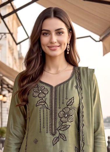 DESIGN P80 - Catalog # 66743 (Set of 7 SIZE-SETS [Readymade Salwar Suits])