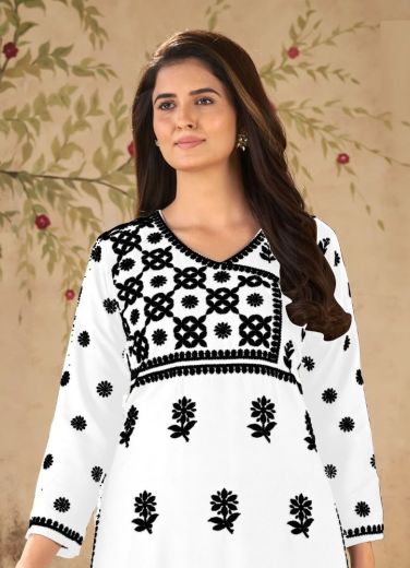 LUCKNOWI 1 - Catalog # 66756 (Set of 2 Tops With Bottoms)