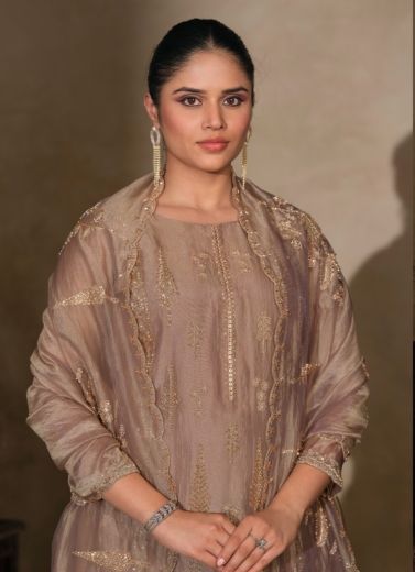 AHANAA - Catalog # 66908 (Set of 6 Semi-Stitched / Un-Stitched Suits)