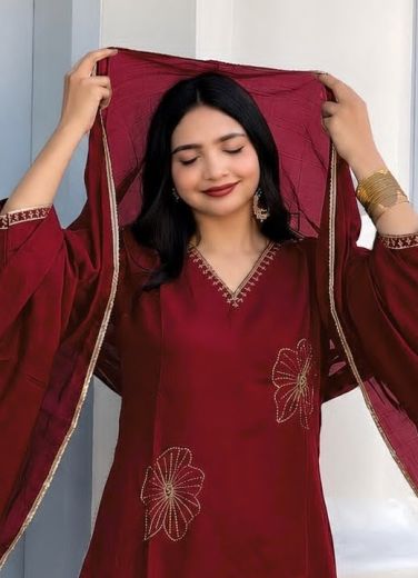 DESIGN 1143 - Catalog # 66934 (Set of 3 Readymade Salwar Suits)