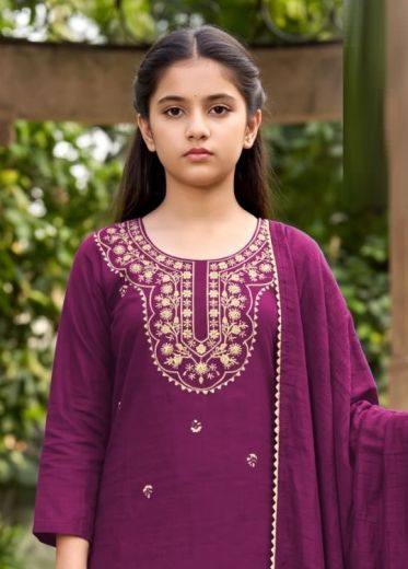 JANVI 3 - Catalog # 67139 (Set of 6 Readymade Salwar Suits)