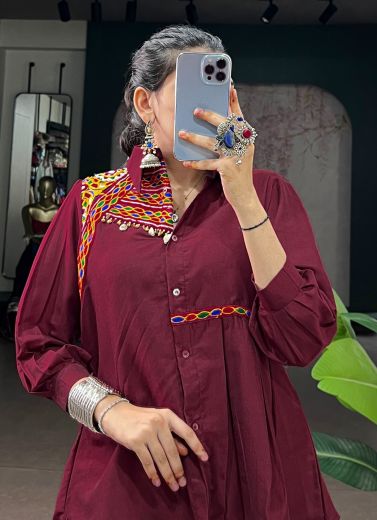 KILLER - Catalog # 67606 (Set of 4 Readymade Women's Kurtis / Tops)