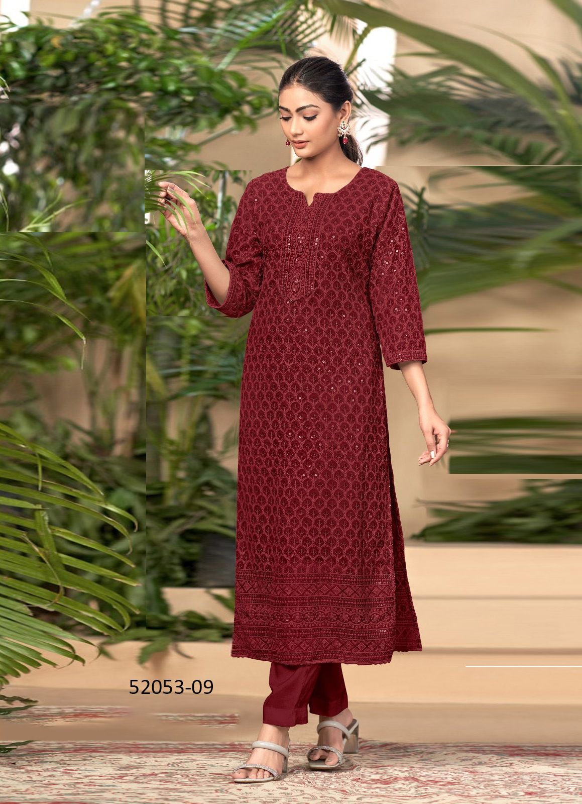 KIARA - CATALOG # 52053 (SET OF 4 SIZE-SETS [READYMADE KURTIS])