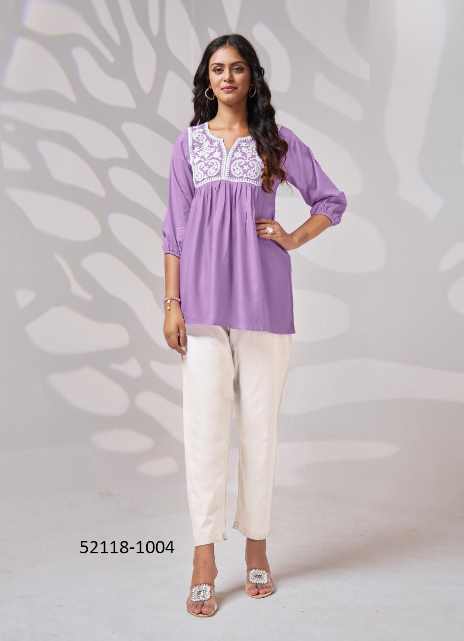UNIVERSE - CATALOG # 52118 (SET OF 4 READYMADE KURTIS)