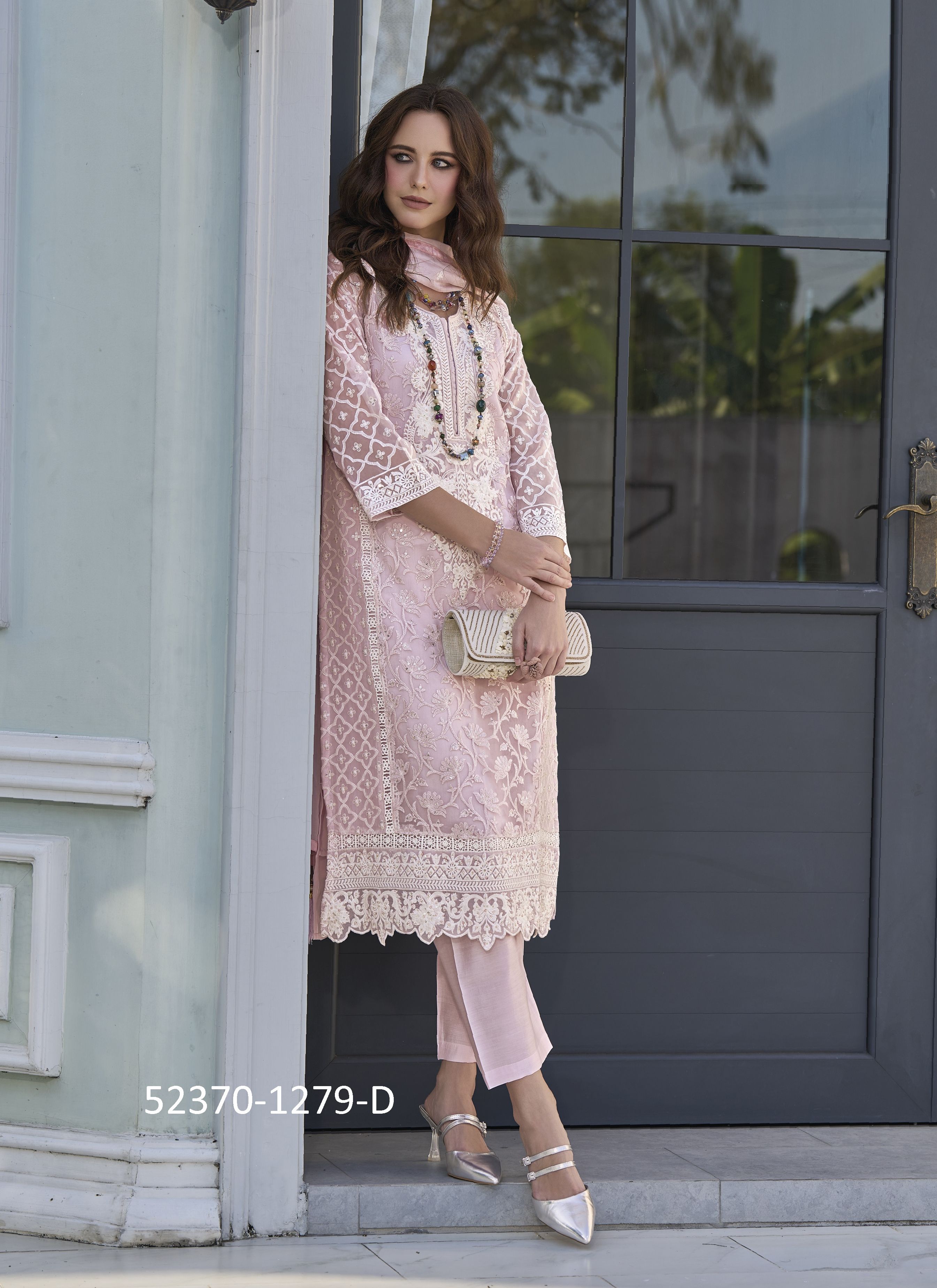 FEMINA 2 COLORS - CATALOG # 52370 (SET OF 4 READYMADE SUITS)