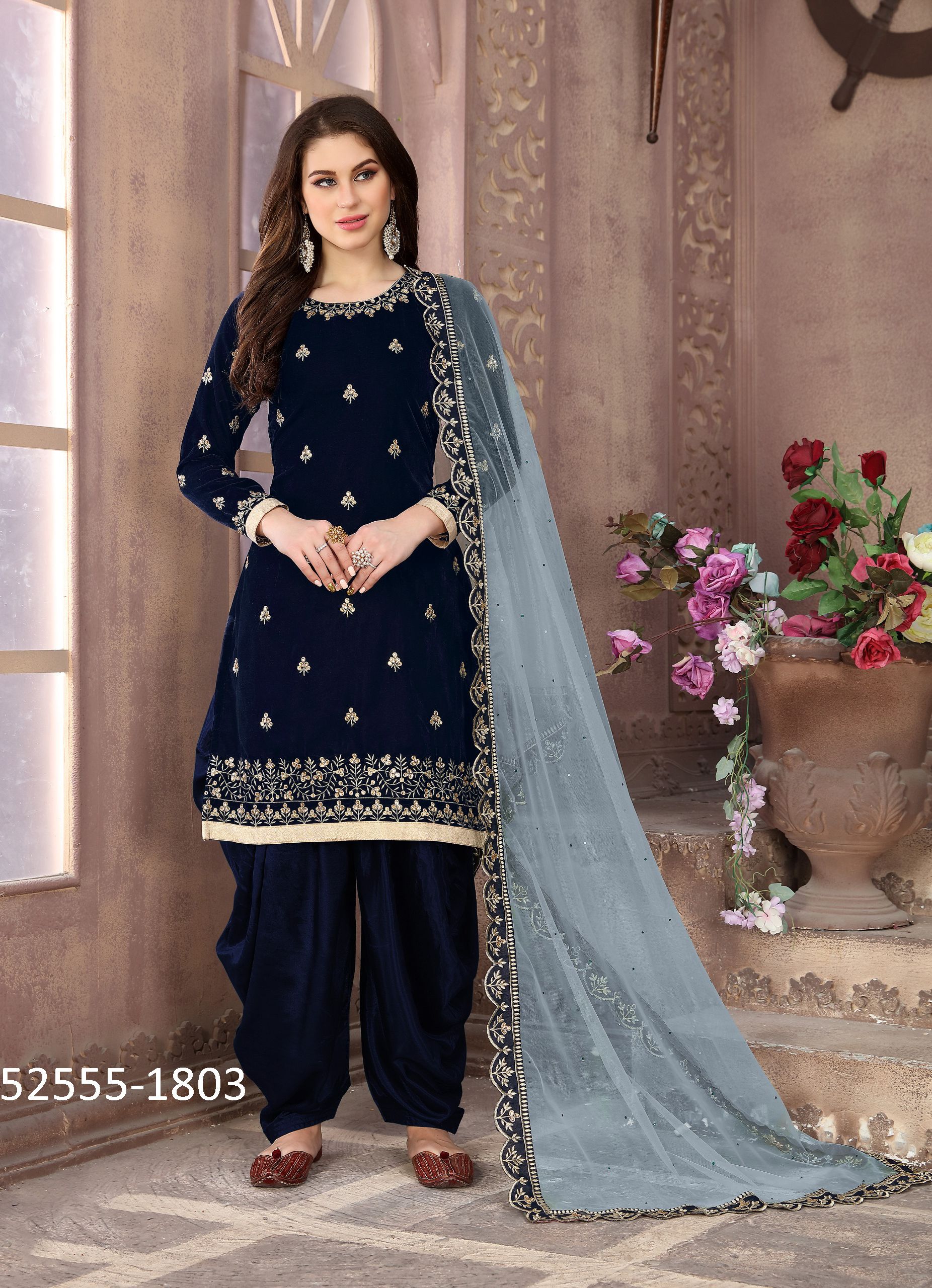 SERIES 1801-1804 - CATALOG # 52555 (SET OF 4 READYMADE SUITS)