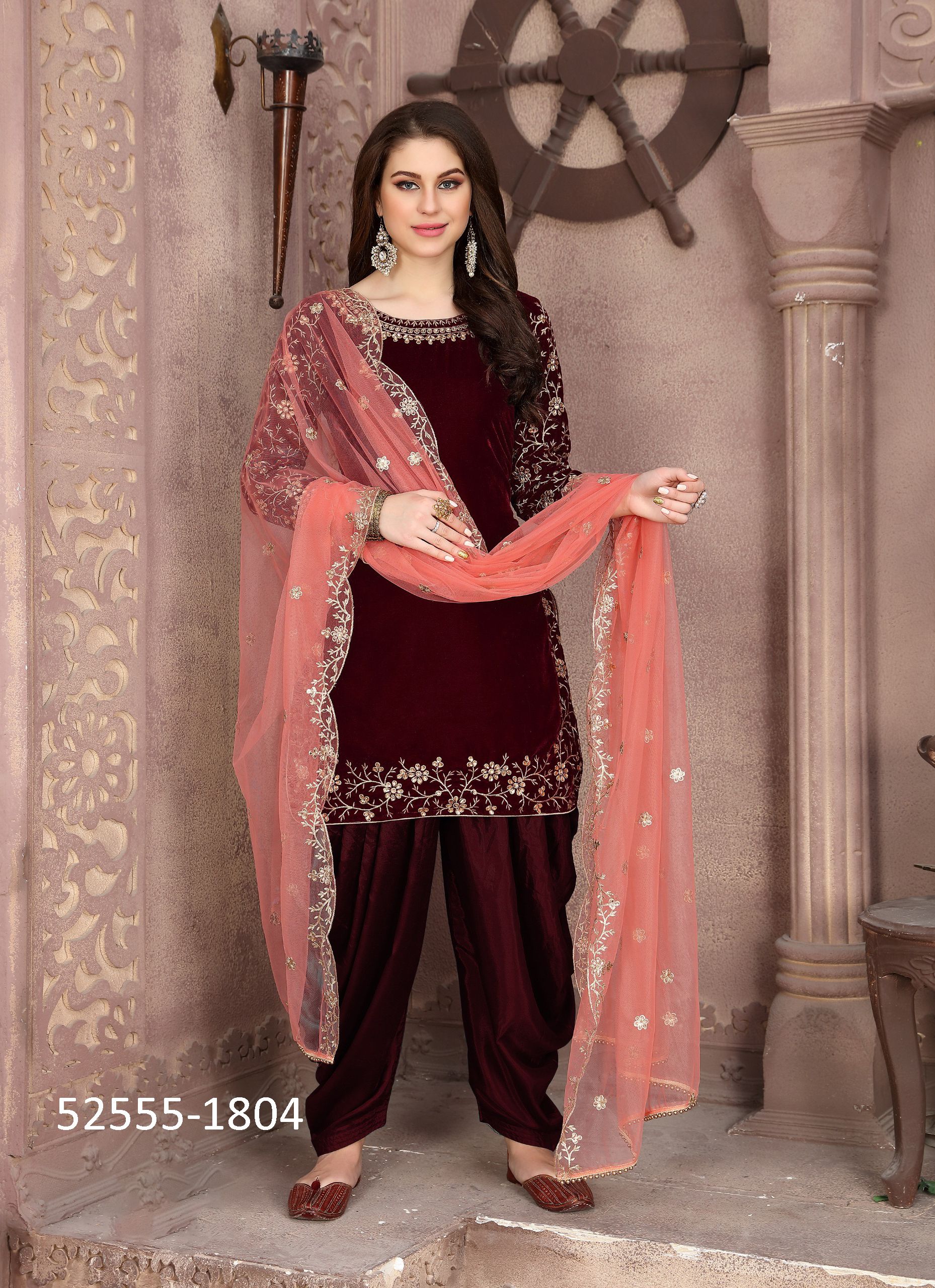 SERIES 1801-1804 - CATALOG # 52555 (SET OF 4 READYMADE SUITS)