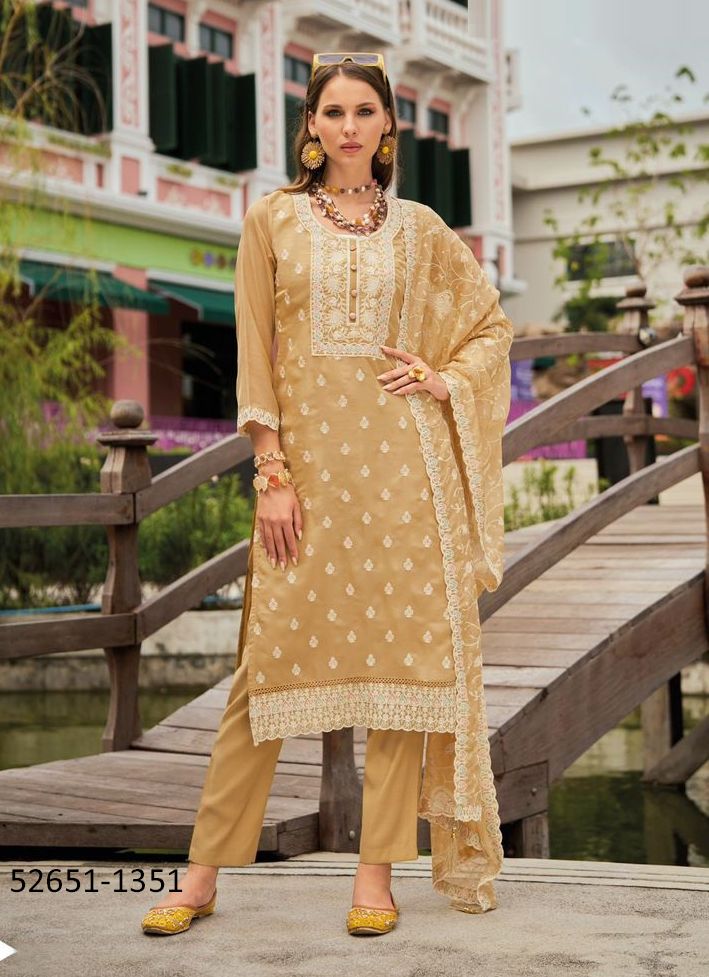 SHAZAR - CATALOG # 52651 (SET OF 3 READYMADE SUITS)