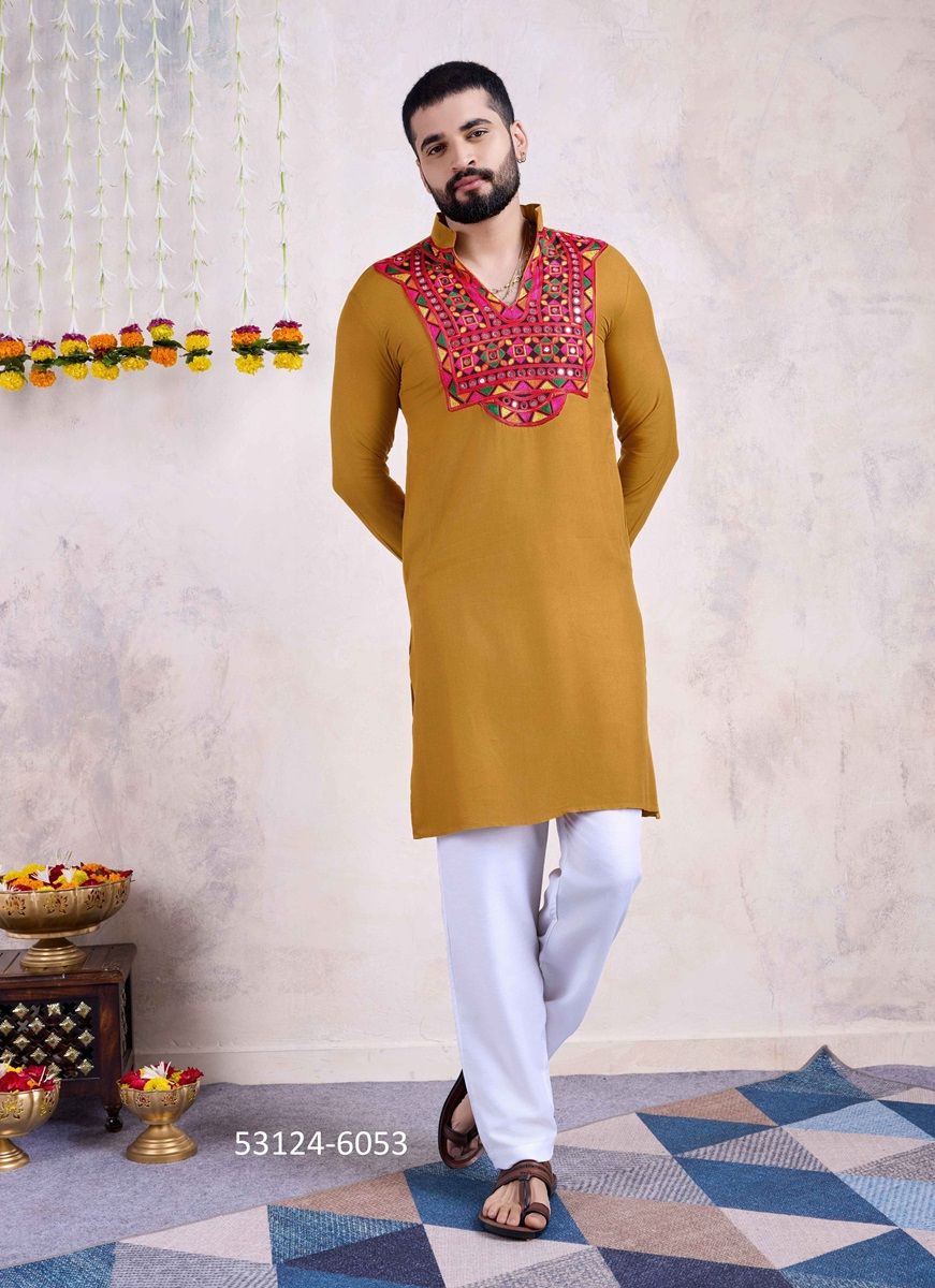 VASTRA 5 - CATALOG # 53124 (SET OF 5 MEN'S WEAR)