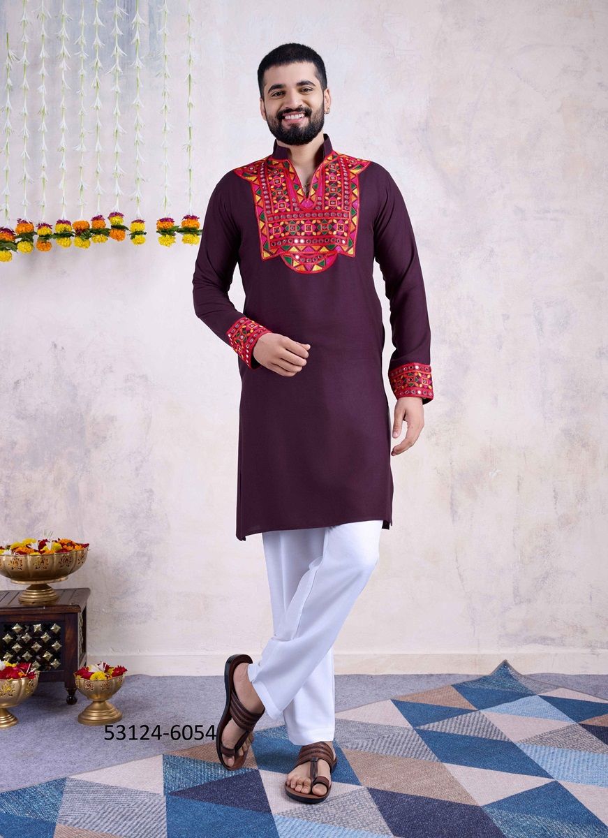 VASTRA 5 - CATALOG # 53124 (SET OF 5 MEN'S WEAR)