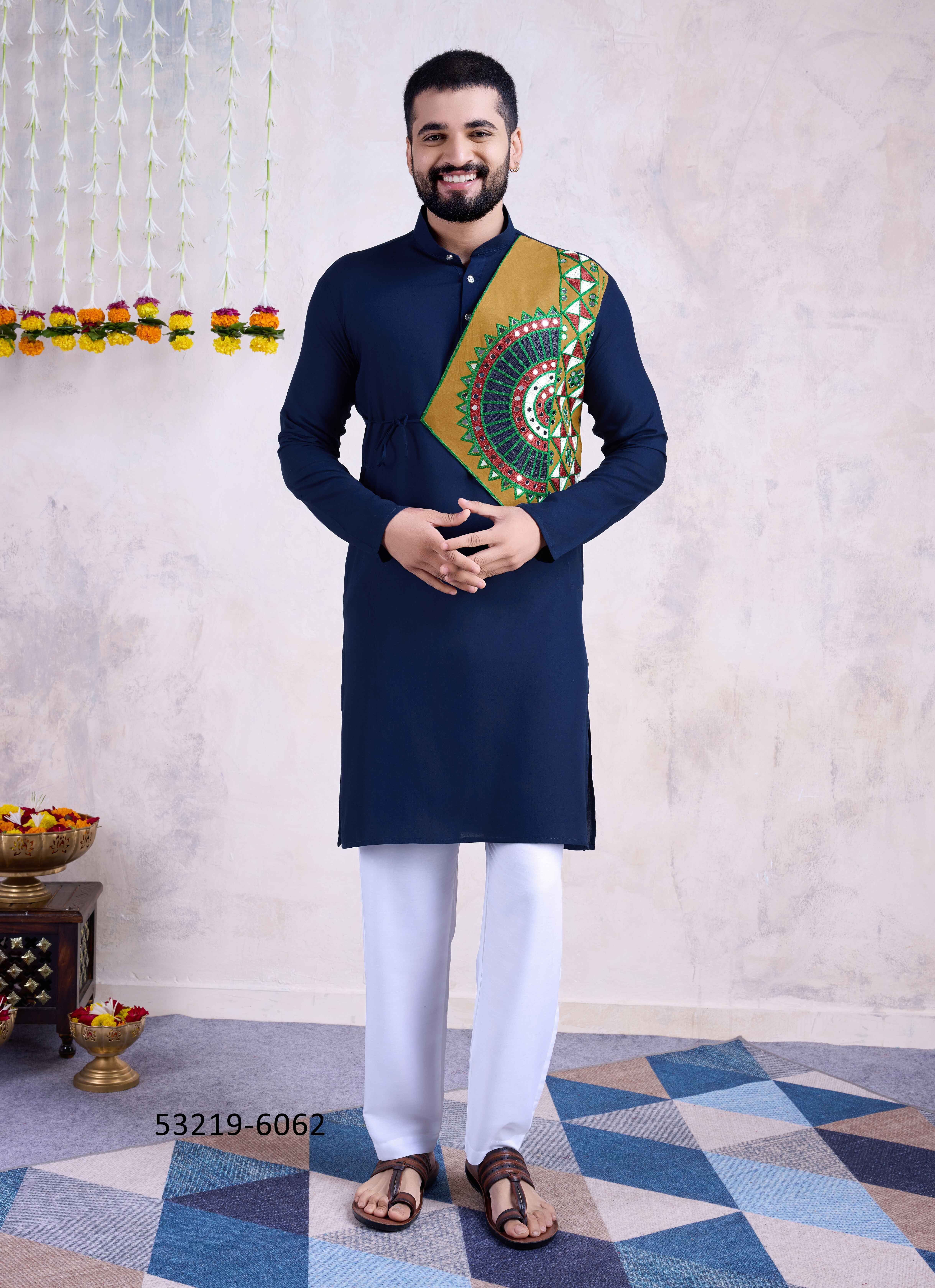 VASTRA 6 - CATALOG # 53219 (SET OF 4 MEN'S WEAR)