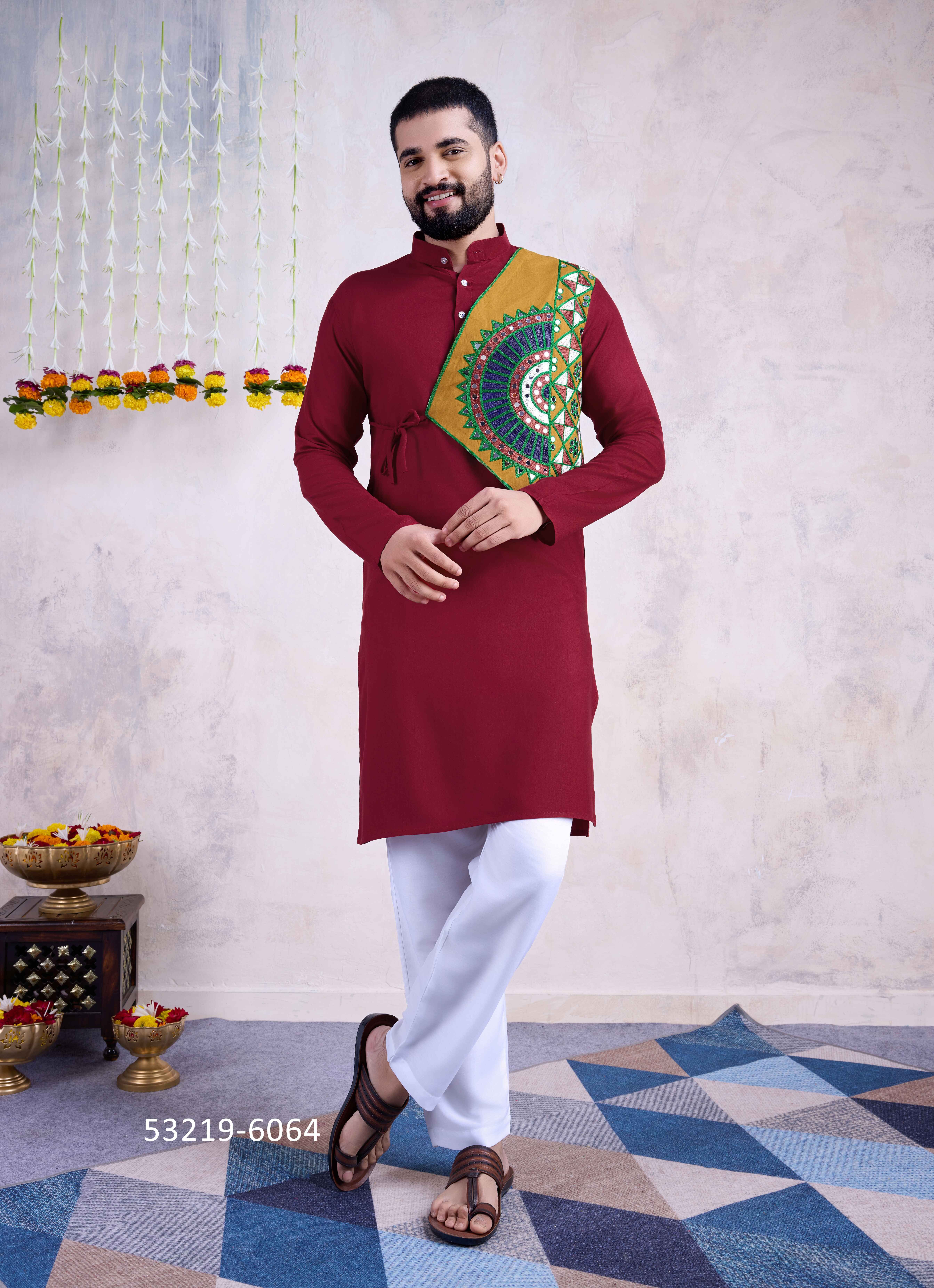 VASTRA 6 - CATALOG # 53219 (SET OF 4 MEN'S WEAR)