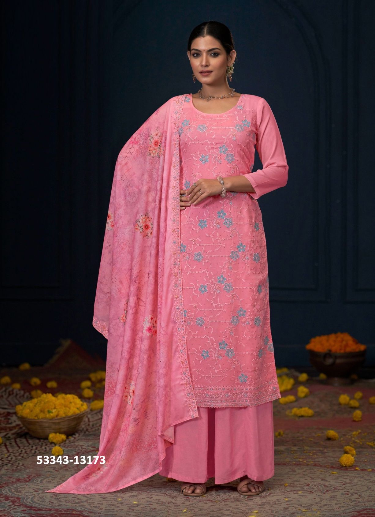 CRUNCH - CATALOG # 53343 (SET OF 6 SEMI-STITCHED SUITS)