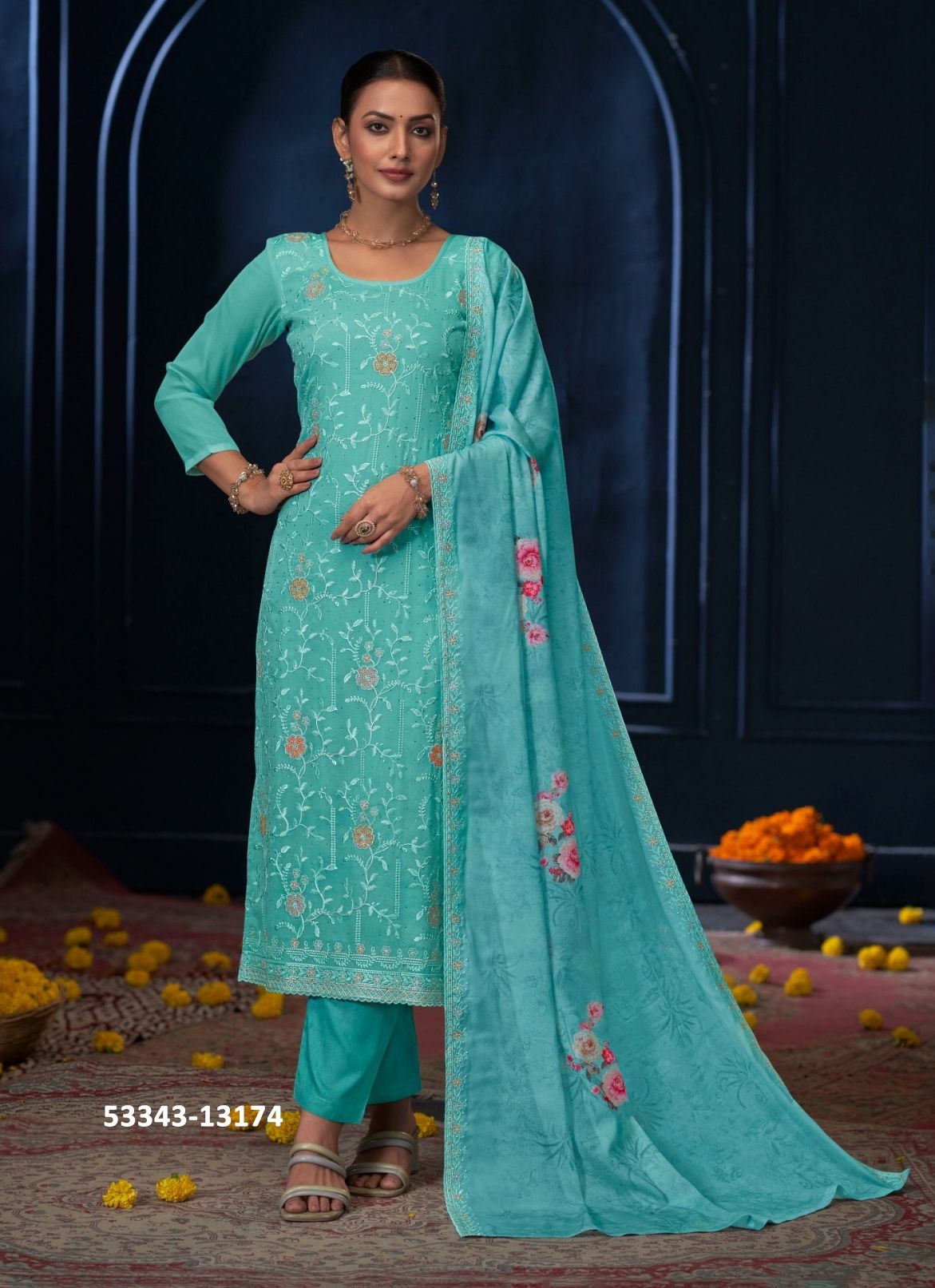 CRUNCH - CATALOG # 53343 (SET OF 6 SEMI-STITCHED SUITS)