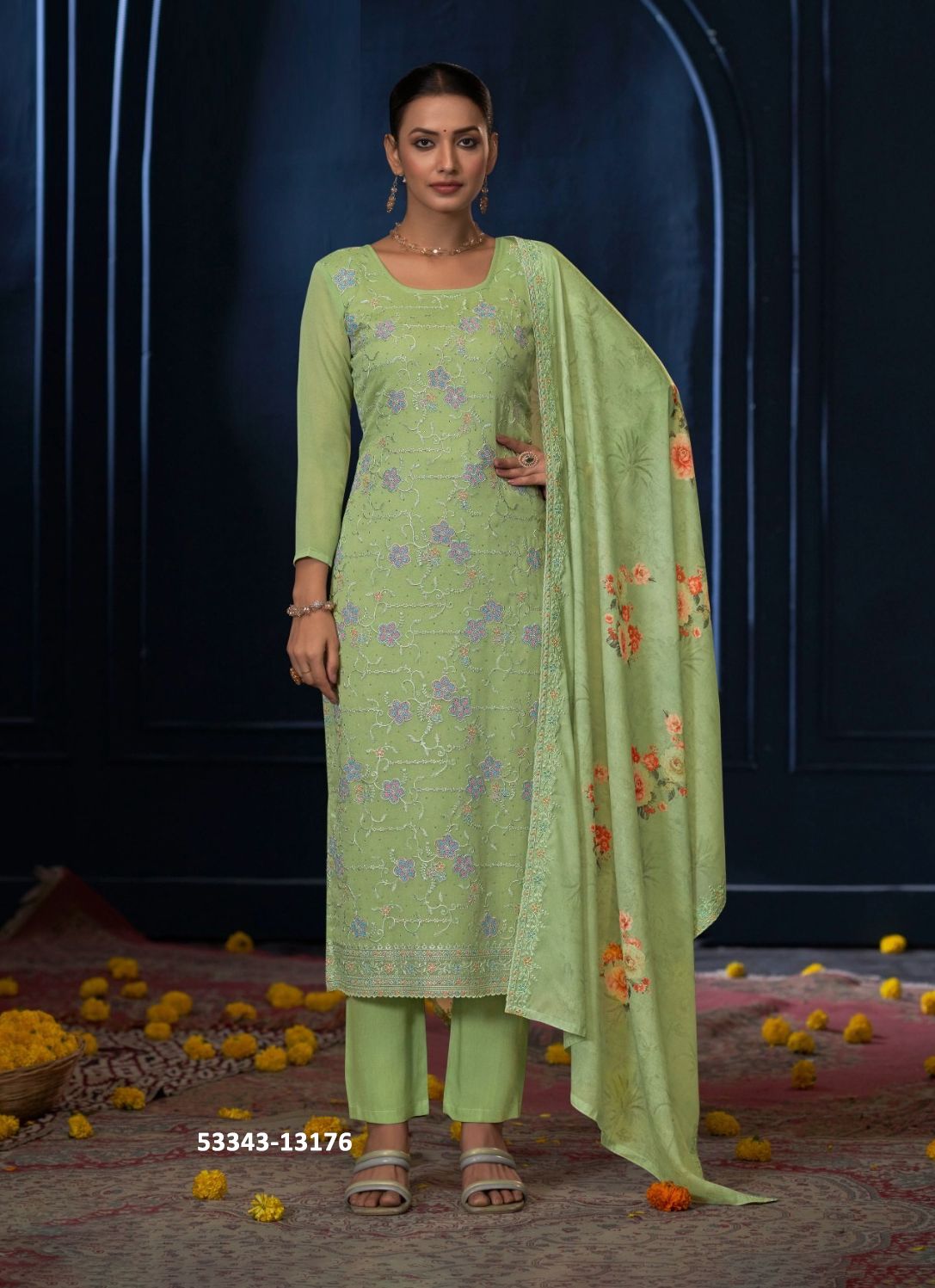 CRUNCH - CATALOG # 53343 (SET OF 6 SEMI-STITCHED SUITS)