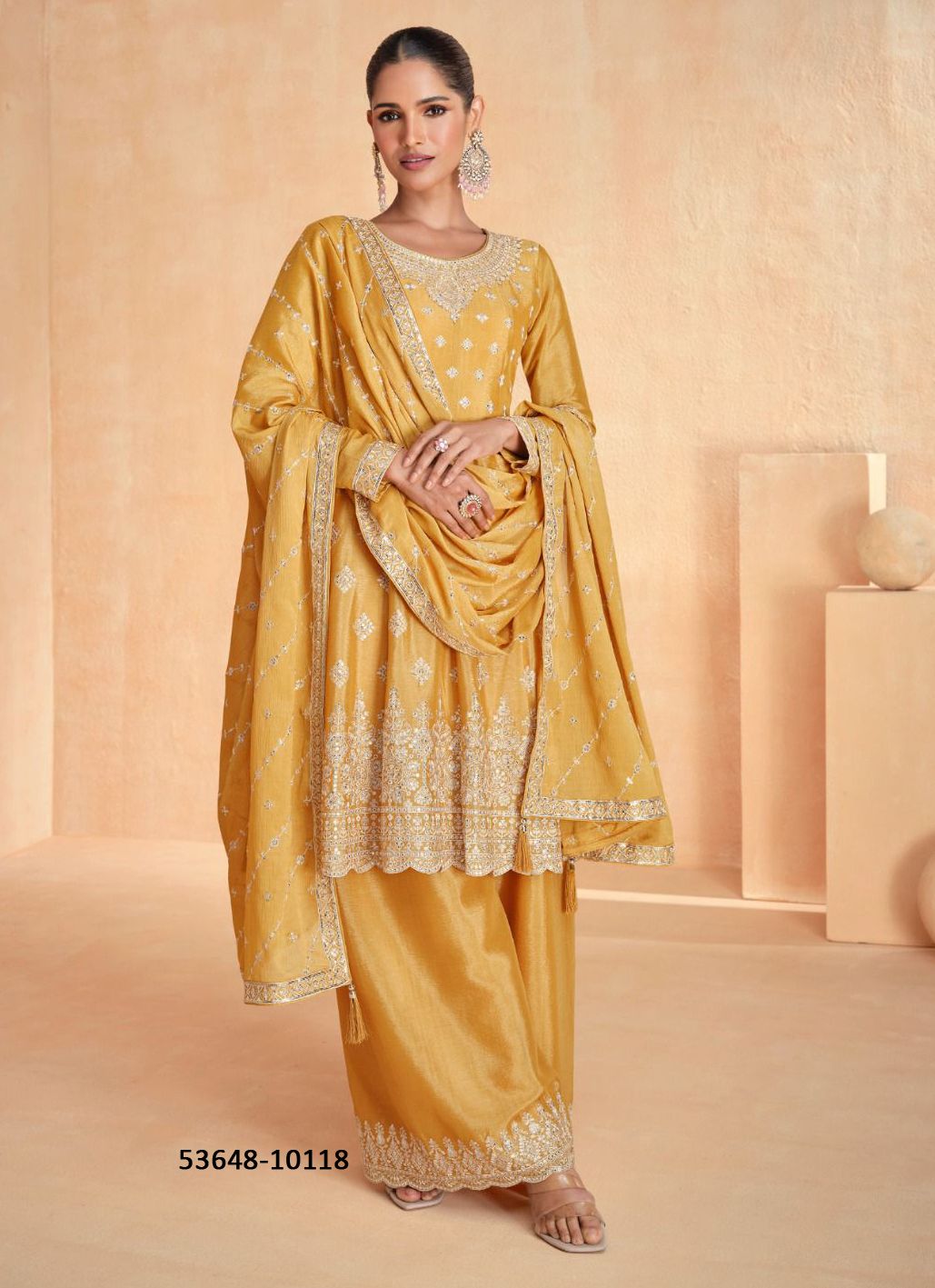 ZOHA - CATALOG # 53648 (SET OF 4 READYMADE SUITS)