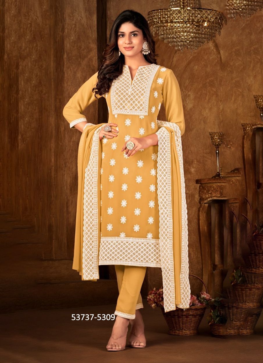 REAL STAR - CATALOG # 53737 (SET OF 4 SIZE-SETS [READYMADE SUITS])