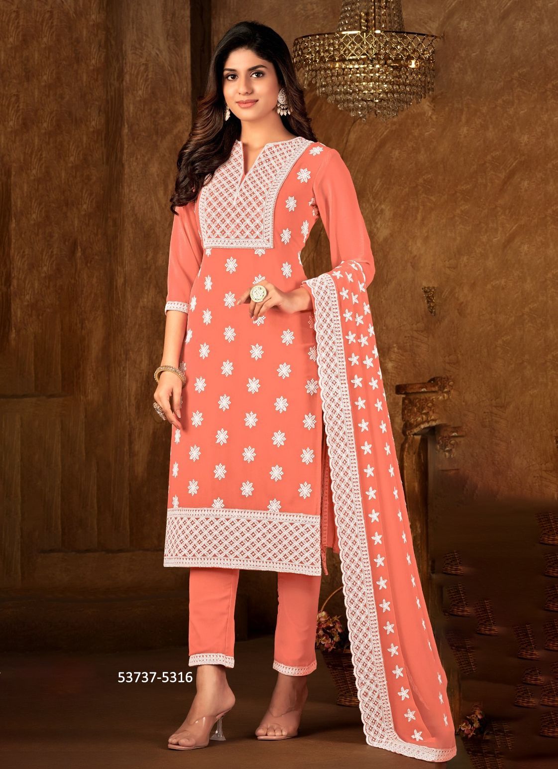 REAL STAR - CATALOG # 53737 (SET OF 4 SIZE-SETS [READYMADE SUITS])